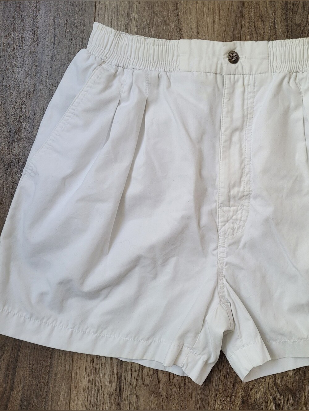 Vintage Nike White Elastic-Waist Shorts